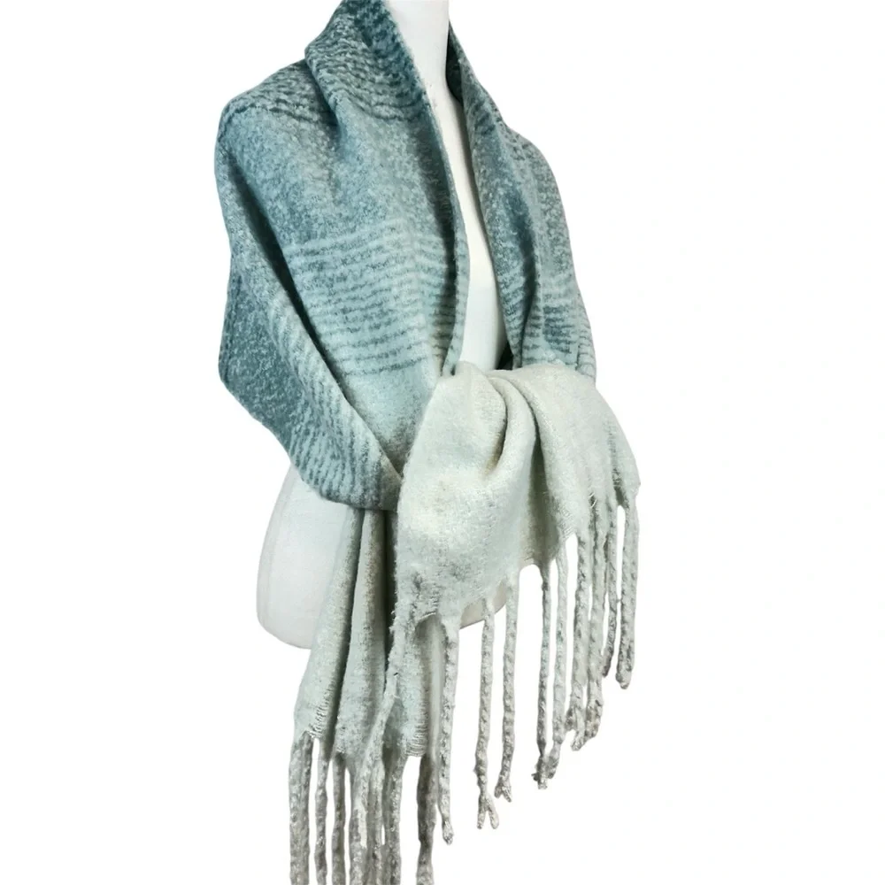 Chunky Knit Teal Aqua Fringe Wrap Scarf 21x80 - Picture 9 of 9